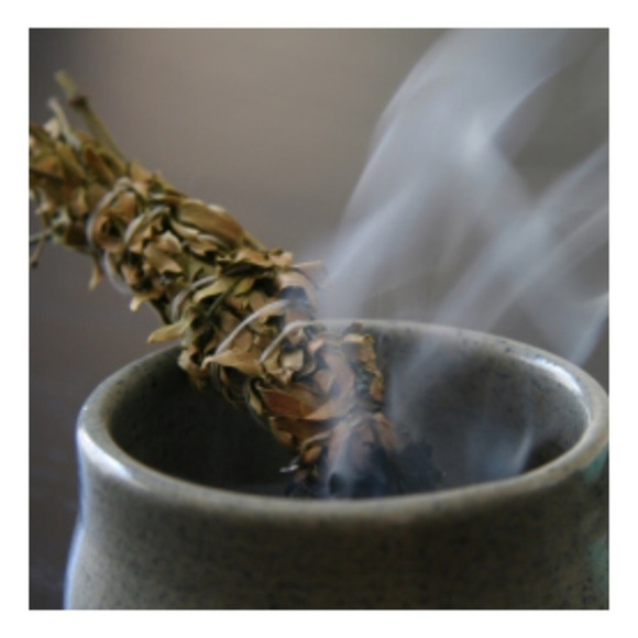 CLEANSING Crystals - Picture 3 of 4